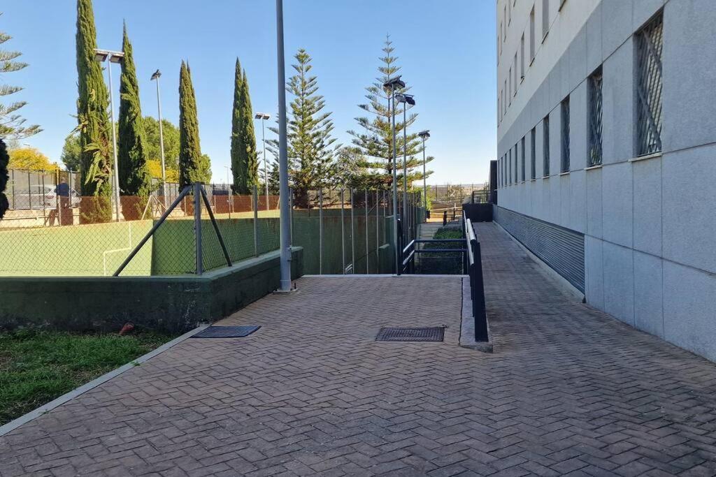 Apartment With Free Parking And Pool Бормухос Экстерьер фото