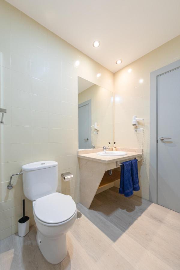 Apartment With Free Parking And Pool Бормухос Экстерьер фото