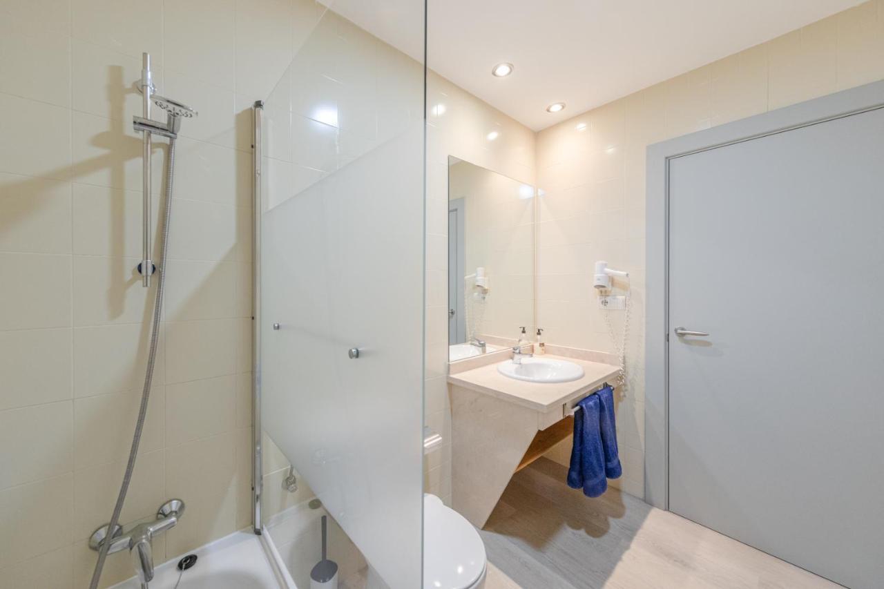 Apartment With Free Parking And Pool Бормухос Экстерьер фото